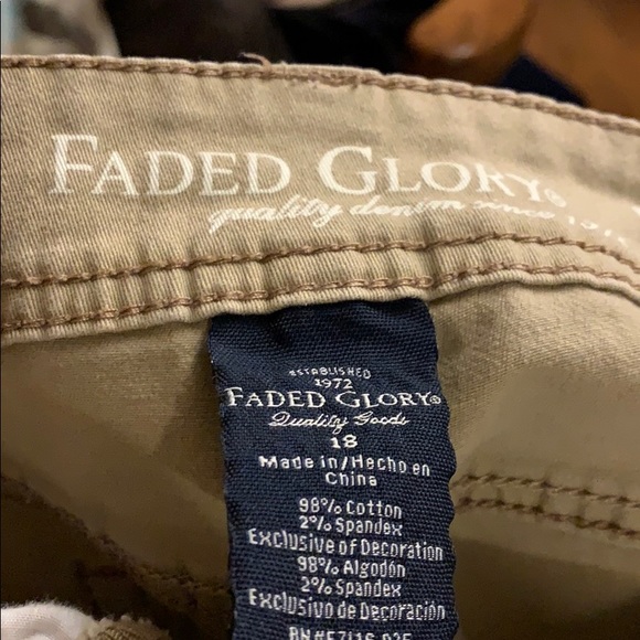 Capris - Picture 3 of 3